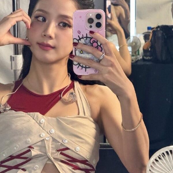 250717 Jisoo Weibo Update