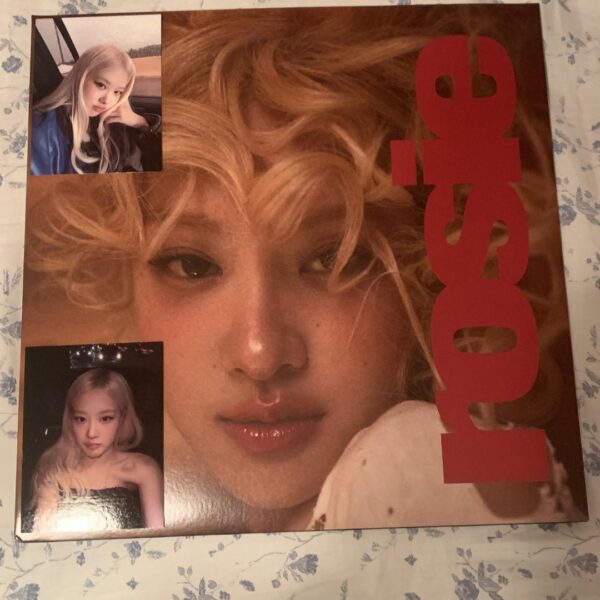 250728 Rosé vinyl with new photo cards.