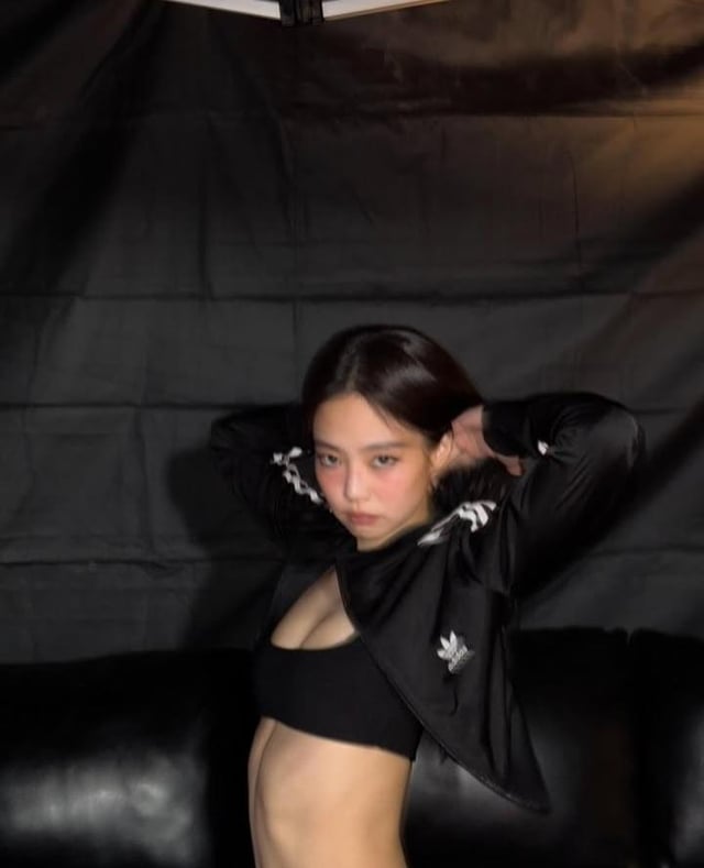 Jennie Adidas ~ IG update 250719
