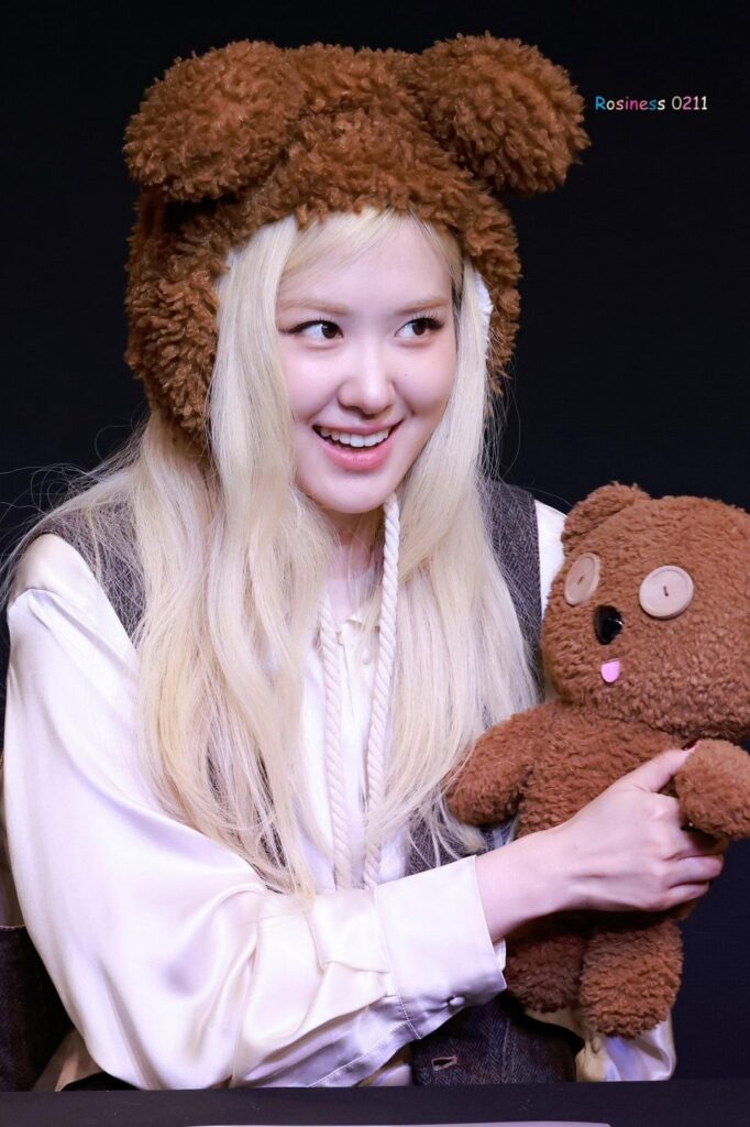 250721 Rosé fansign