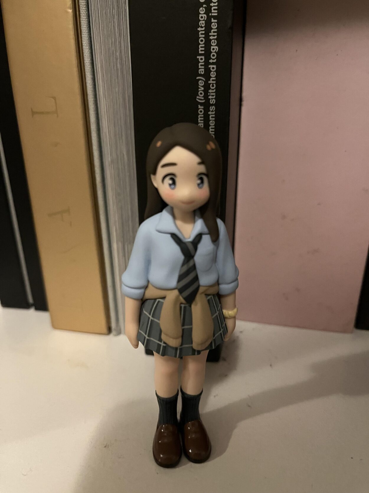 250816 This figure I got in pop mart is so Jisoo coded