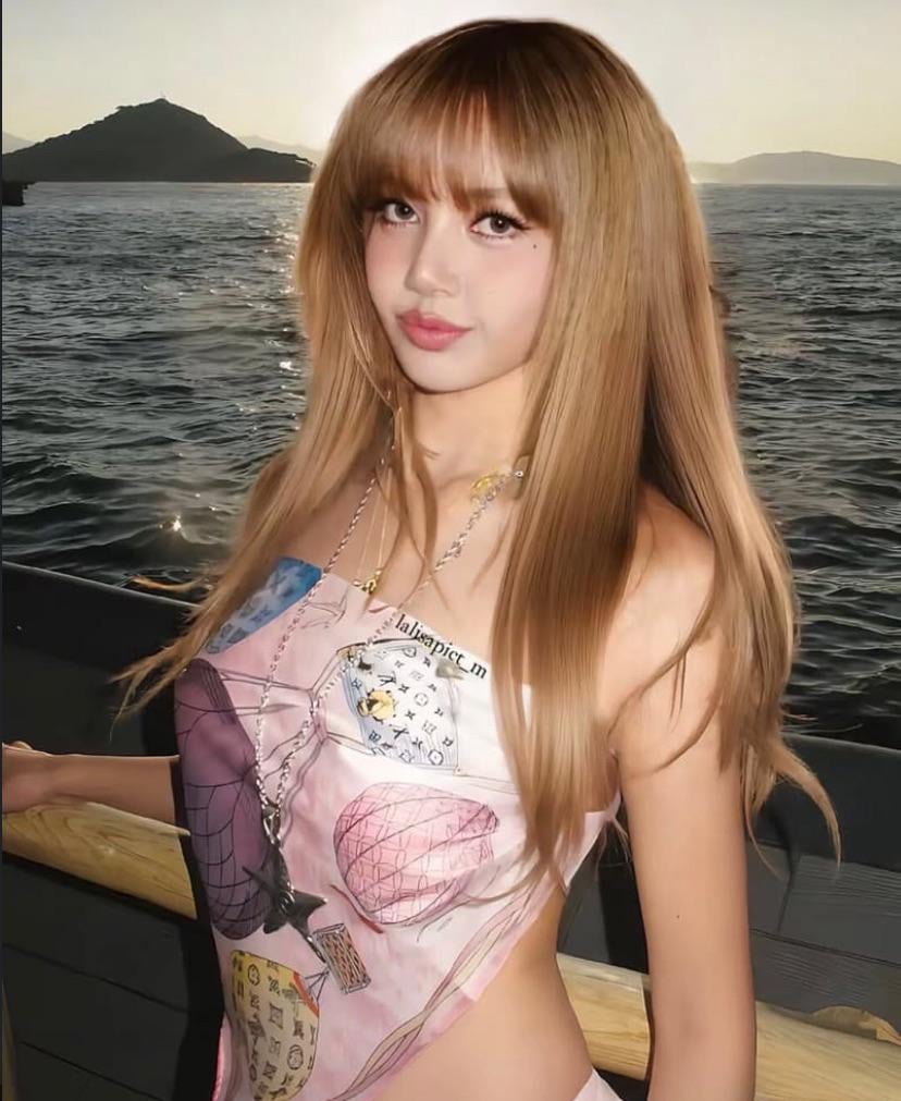 Lisa 🤩