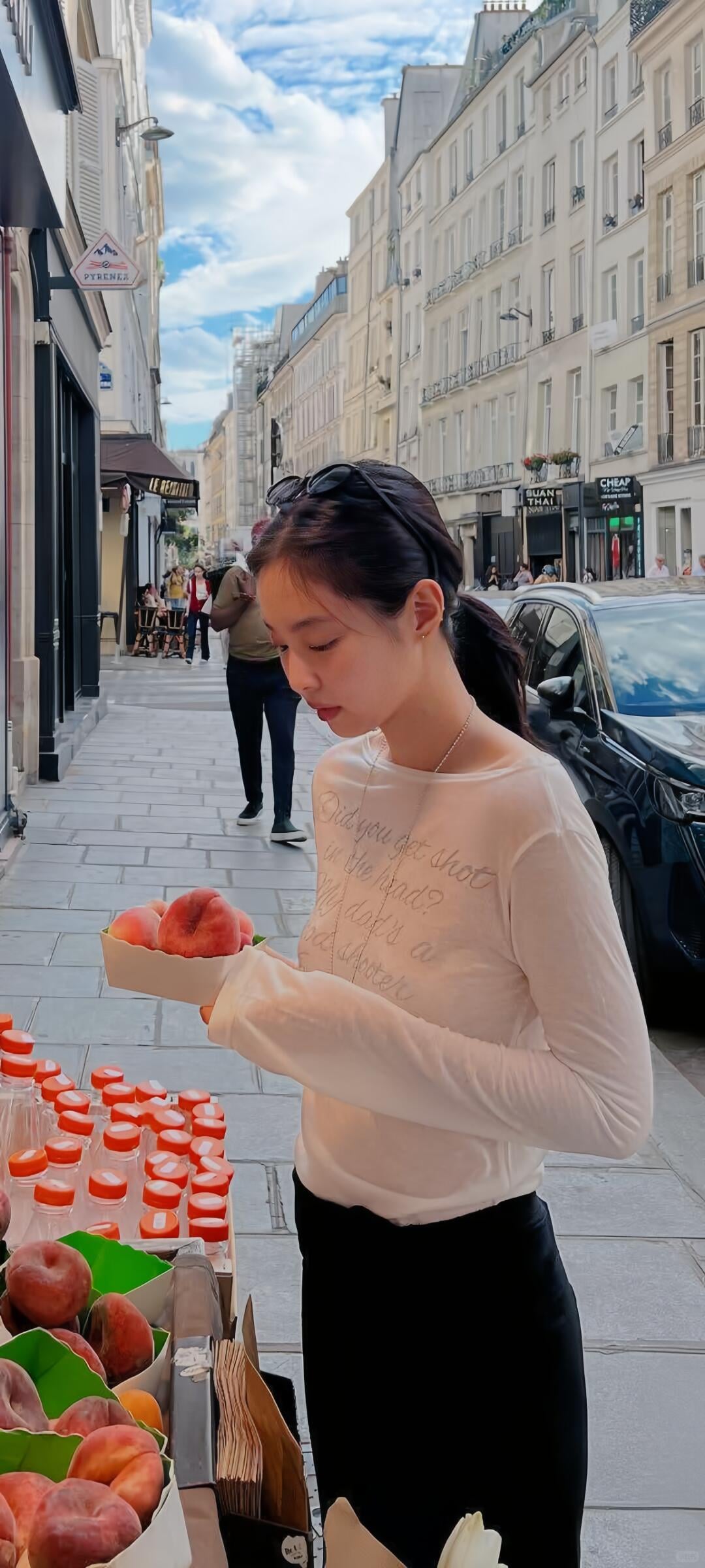 250809 Jennie IG Update - Wallpaper