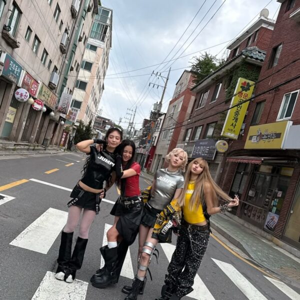 Jennie Instagram Update with BLACKPINK - 250808