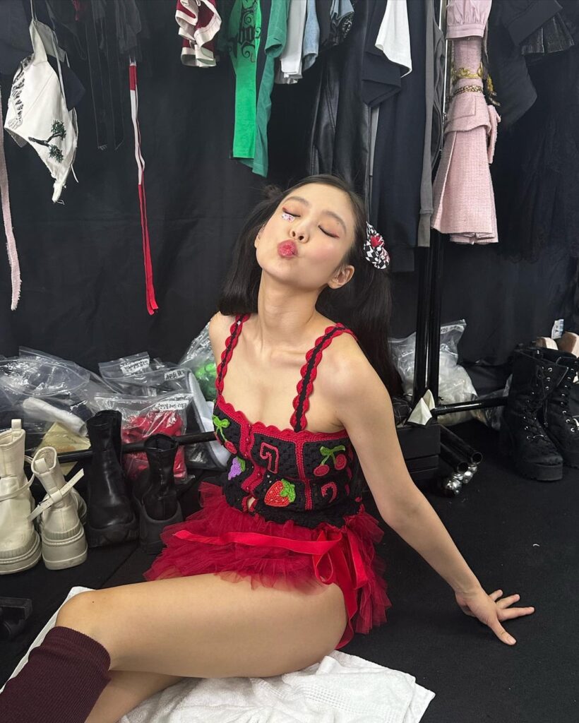 230407 Jennie Instagram Update