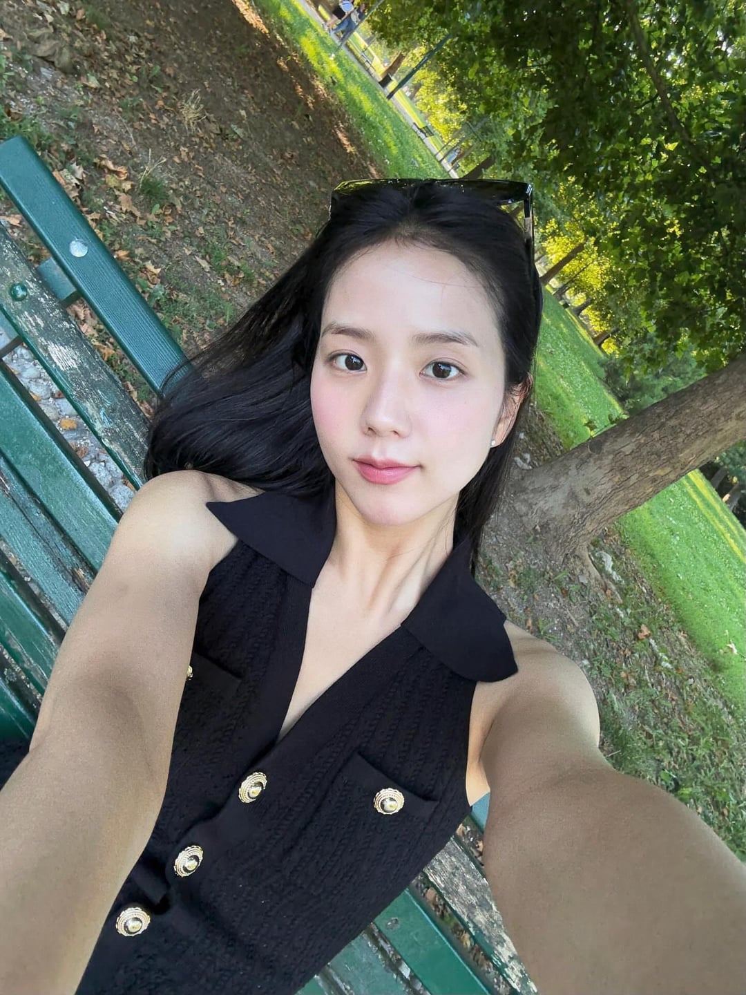 250809 Jisoo IG Update