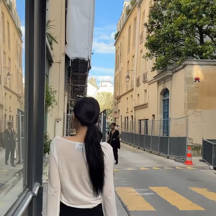 250809 Jennie IG Update