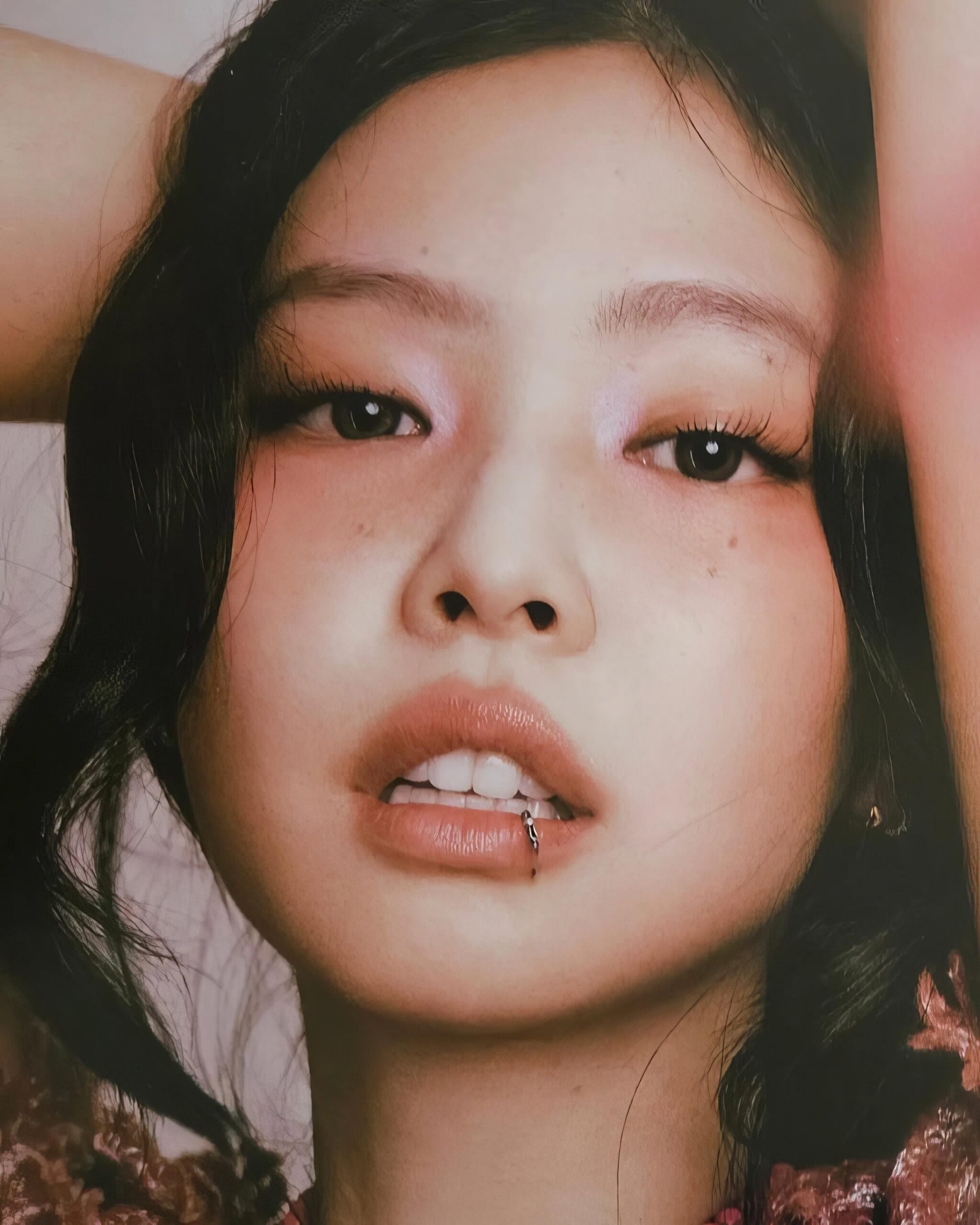 JENNIE