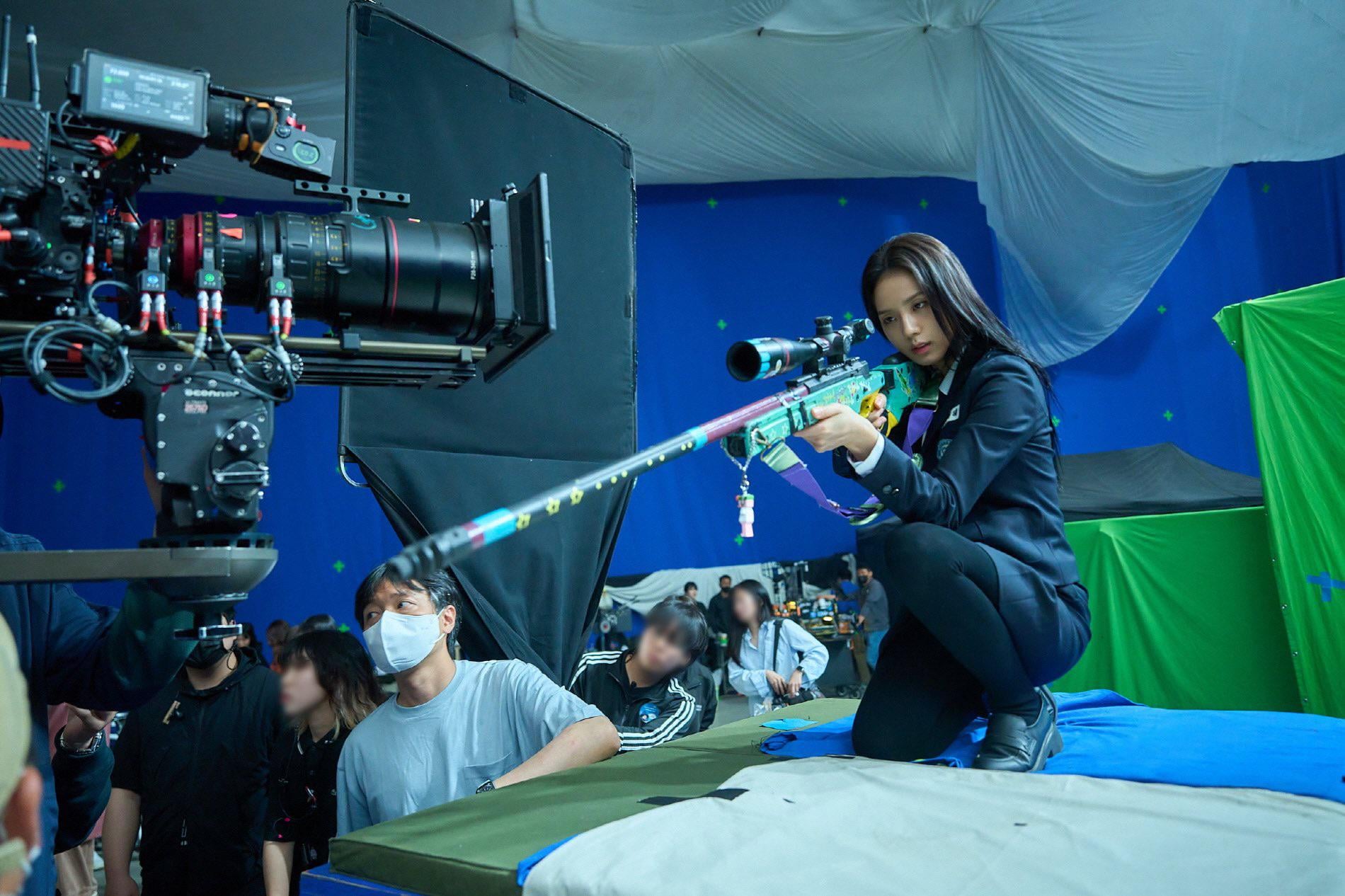 250804 Jisoo - ‘Omniscient Reader: The Prophecy’ Behind the Scenes