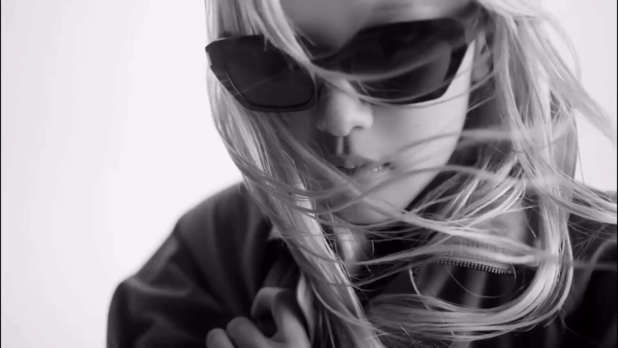 Rosé for SAINT LAURENT