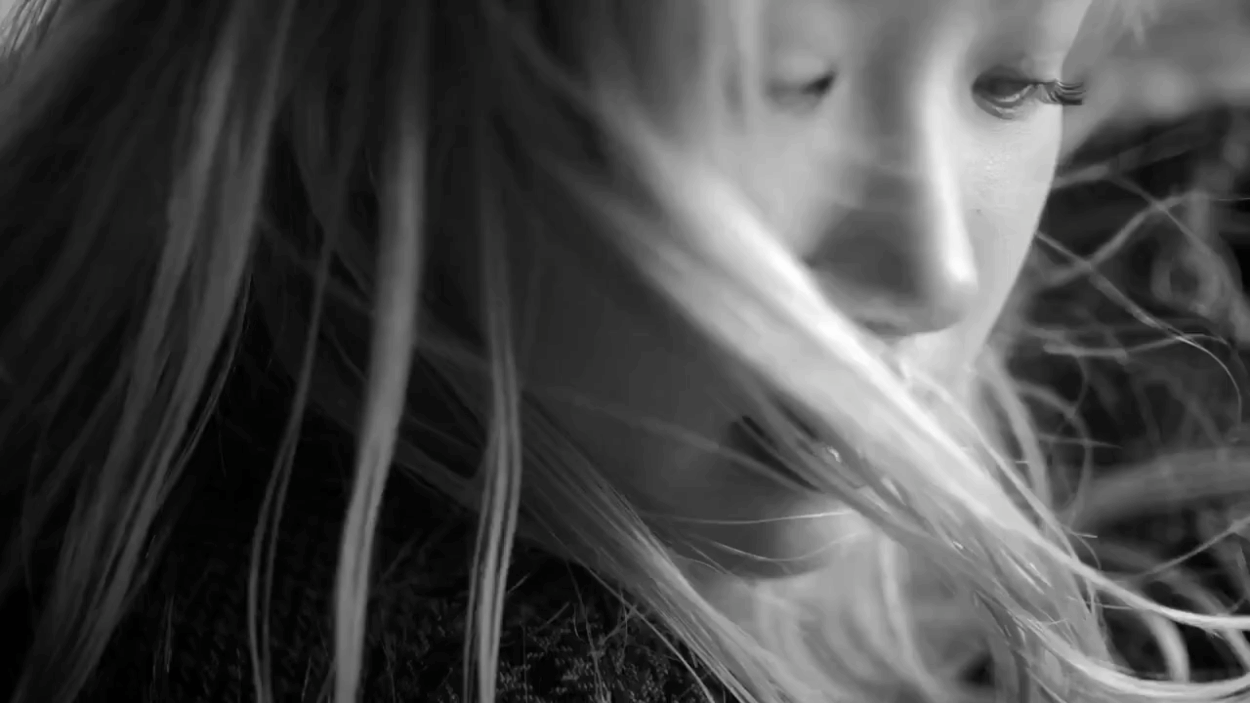 Rosé for SAINT LAURENT