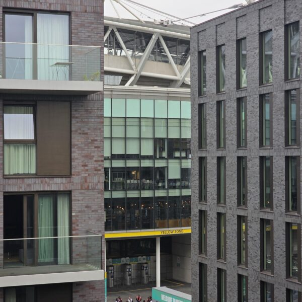 250816 Blinks already queuing at Wembley