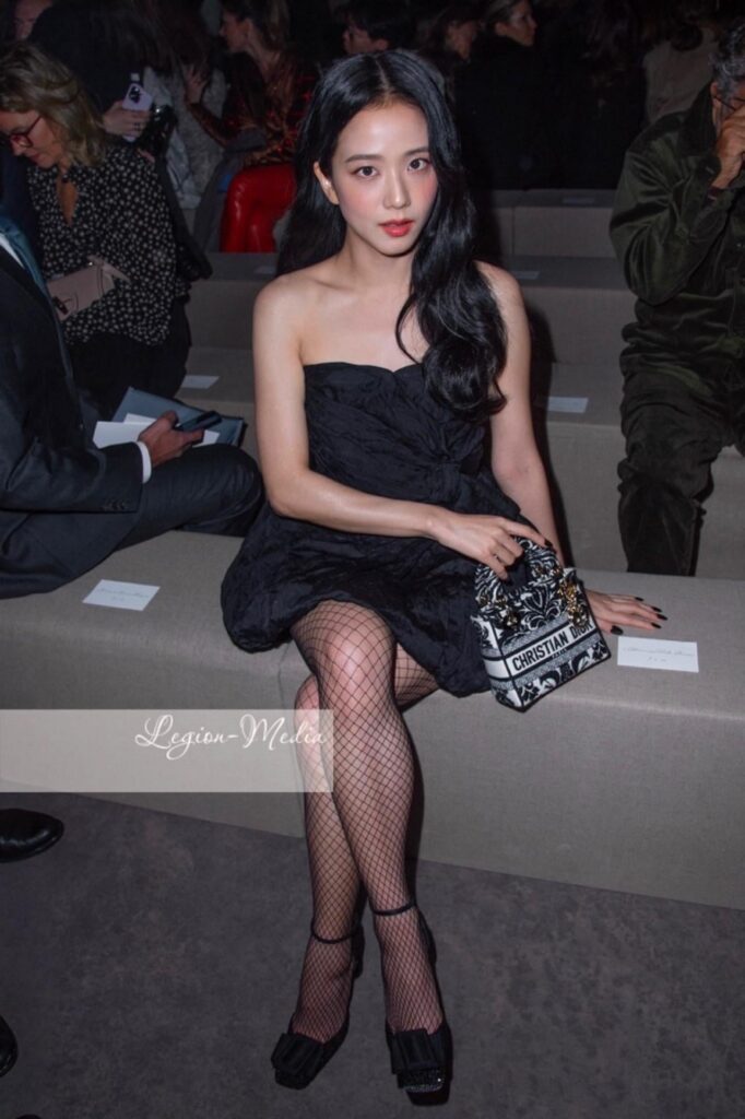 220927 Jisoo
