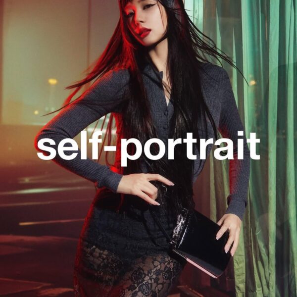 250805 Jisoo for self-portrait