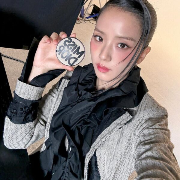 250812 Jisoo IG Update