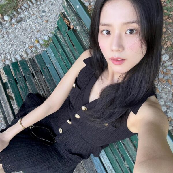 250809 Jisoo IG Update