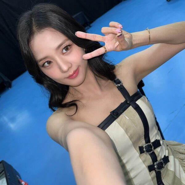 250807 Jisoo Weibo Update