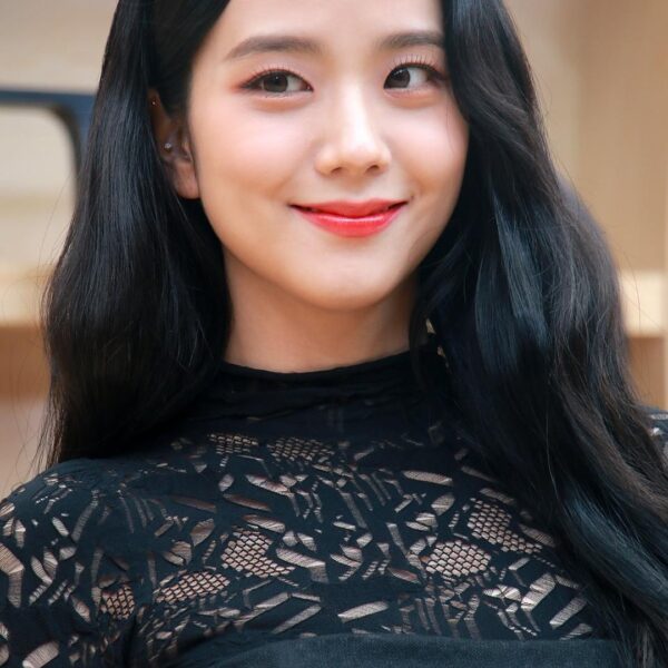 220430 Jisoo