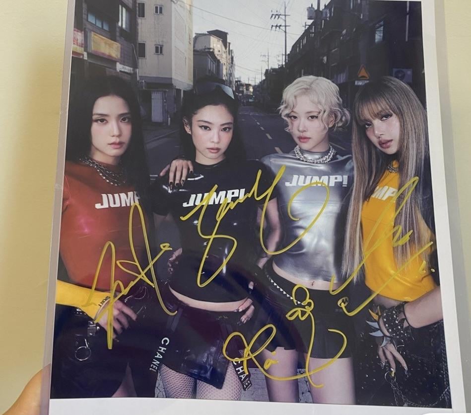 250907 Autograph authenticity?