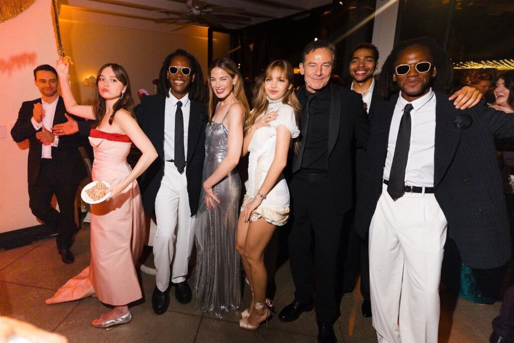 250915 Lisa w/ Aimee Lou Wood, Jason Isaacs, Michelle Monaghan, Nicholas Duvernay and Brice & Régis Abby @ HBO Max Primetime Emmy Awards Afterparty