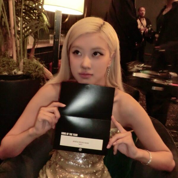 Rose Instagram Update - 250909