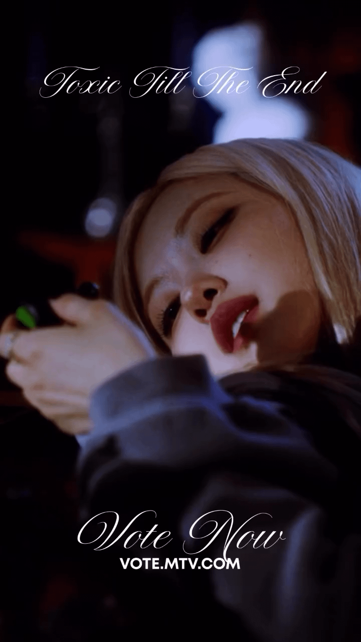 Rosé (vampirehollie) IG Update