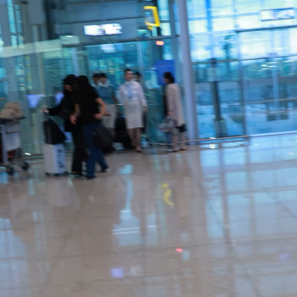 250918 ROSÉ @ Incheon International Airport (Departure to the US)