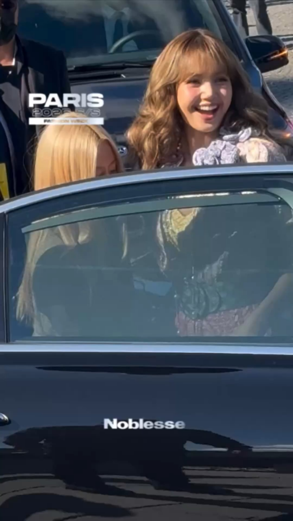 250930 Lisa @ LOUIS VUITTON Paris Fashion Week