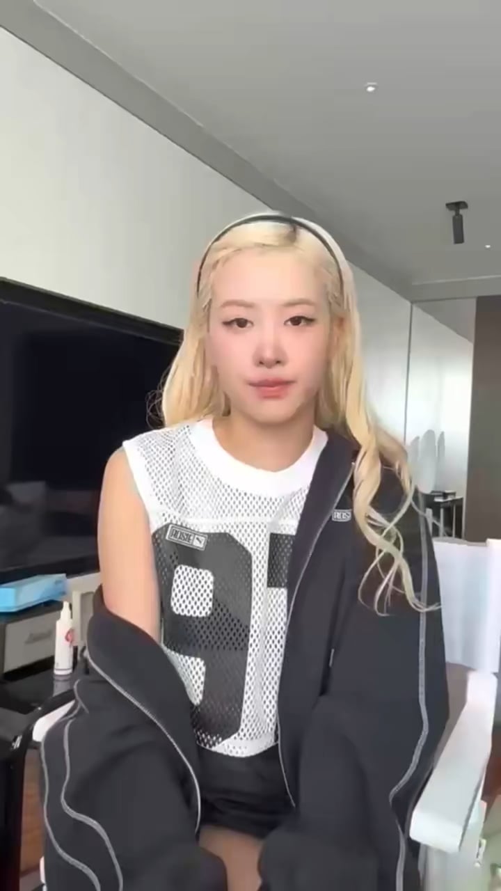 Rosie @ ROSÉ x PUMA Event in Shanghai
