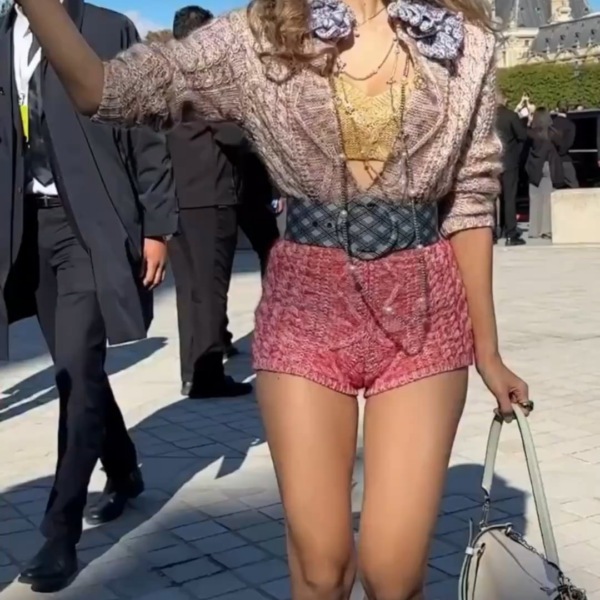 250930 Lisa (LLOUD) IG Story Update