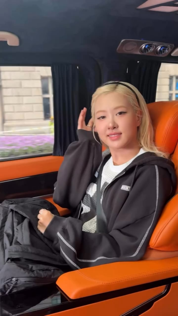 250908 Rosie @ ROSÉ x PUMA Event in Shanghai, China