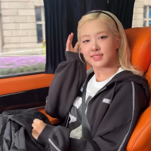 250908 Rosie @ ROSÉ x PUMA Event in Shanghai, China