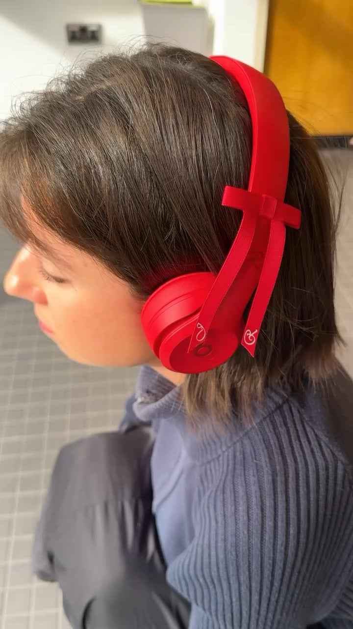 250903 JENNIE x Beats by Dre | Special-Edition JENNIE Beats Solo 4 (Unboxing)