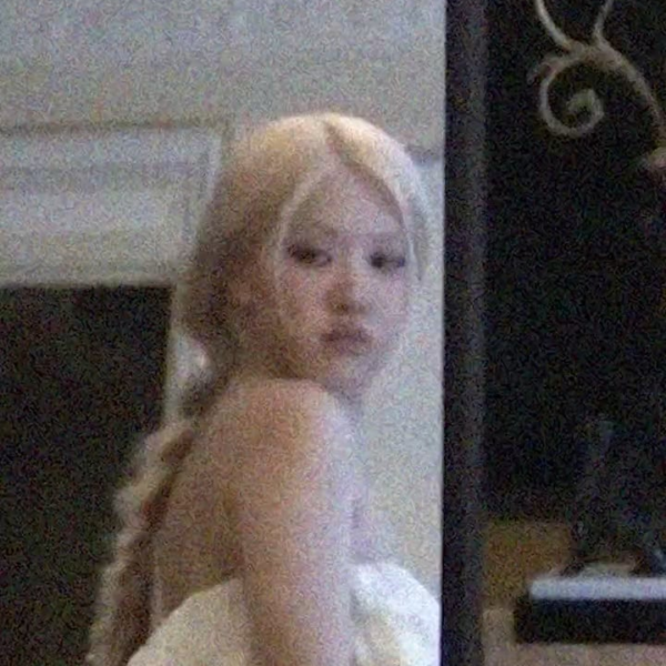 ROSÉ AT YSL FW25 PFW