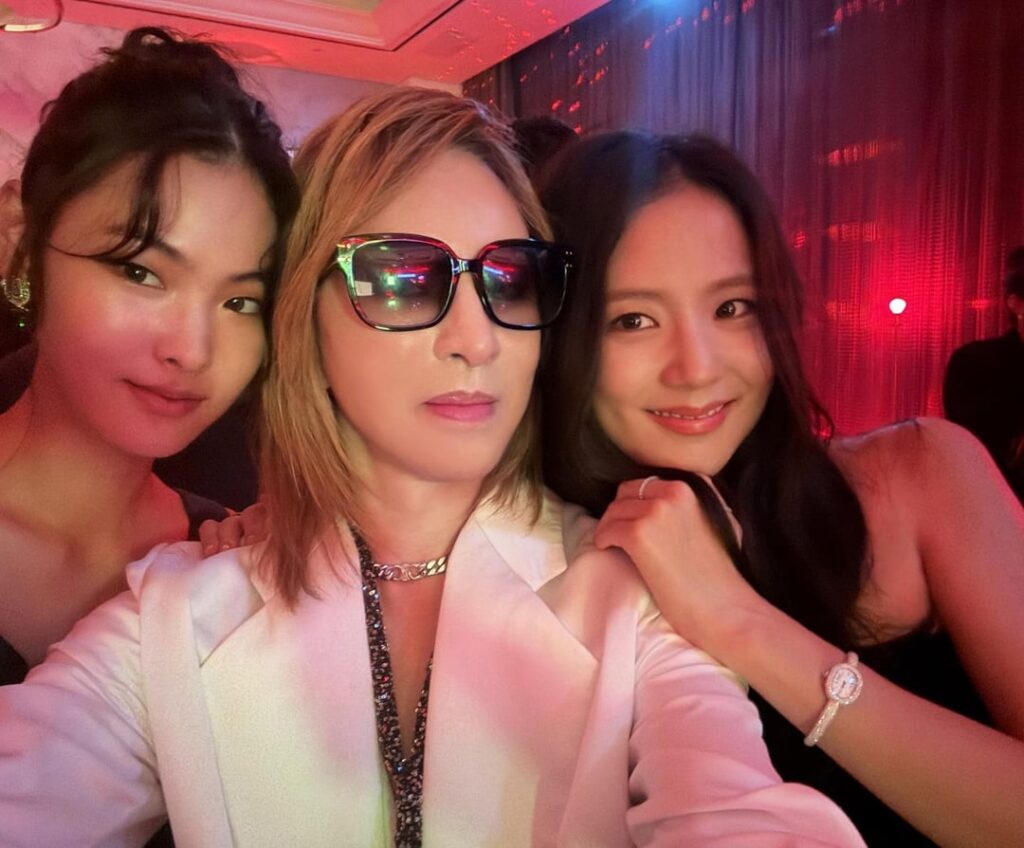 250916 Yoshiki IG Update w/ Jisoo, Rosè & Lisa