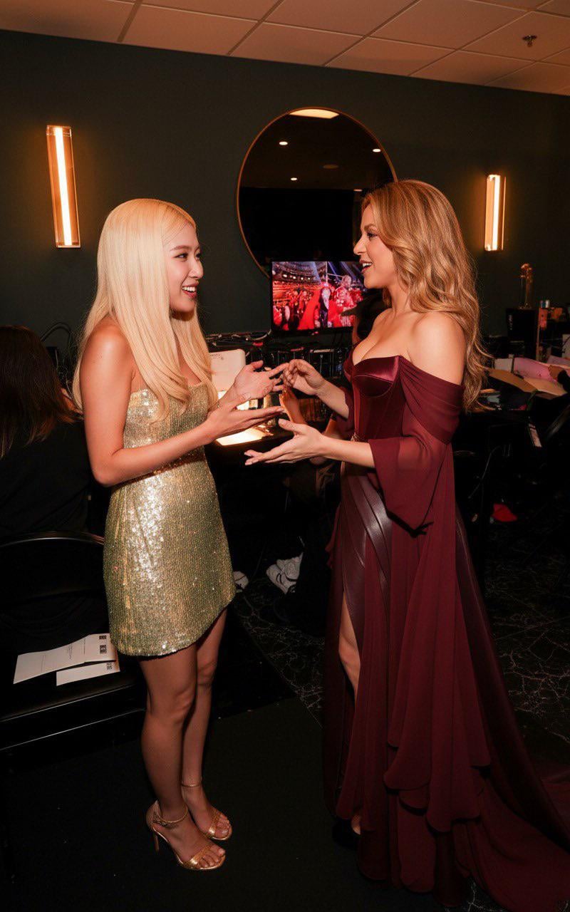 Rosé &amp; Shakira @ 2025 MTV Video Music Awards