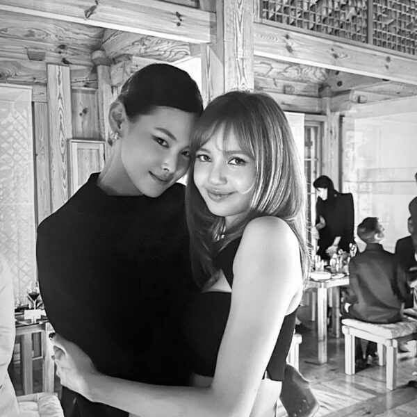 250902  __ellisinwonderland__ IG Story Update w/ Lisa