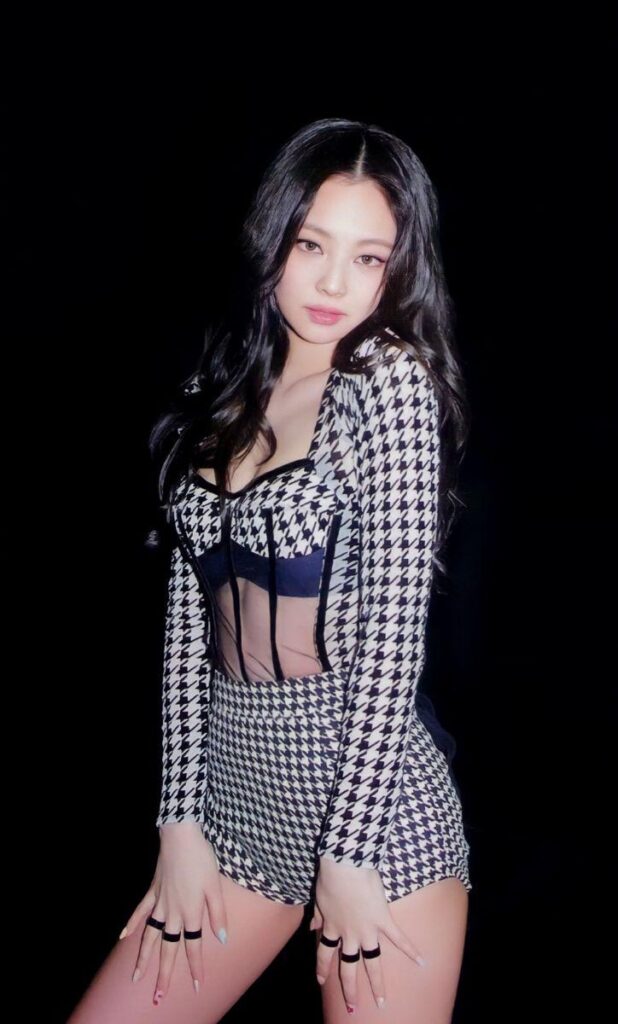 JENNIE x THE SHOW ‘LIVE’ DVD!