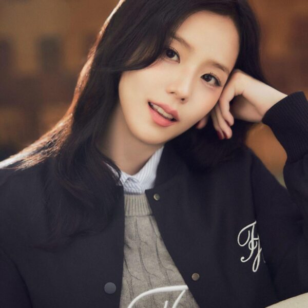 Jisoo On Her Journey With Tommy Hilfiger &amp; Bringing Her Perspective To Its Latest Campaign | ELLE Singapore