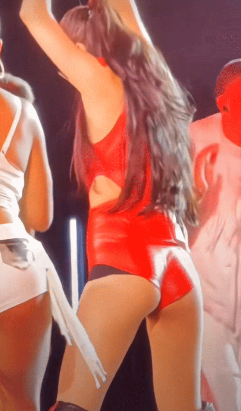 Like Jennie dance
