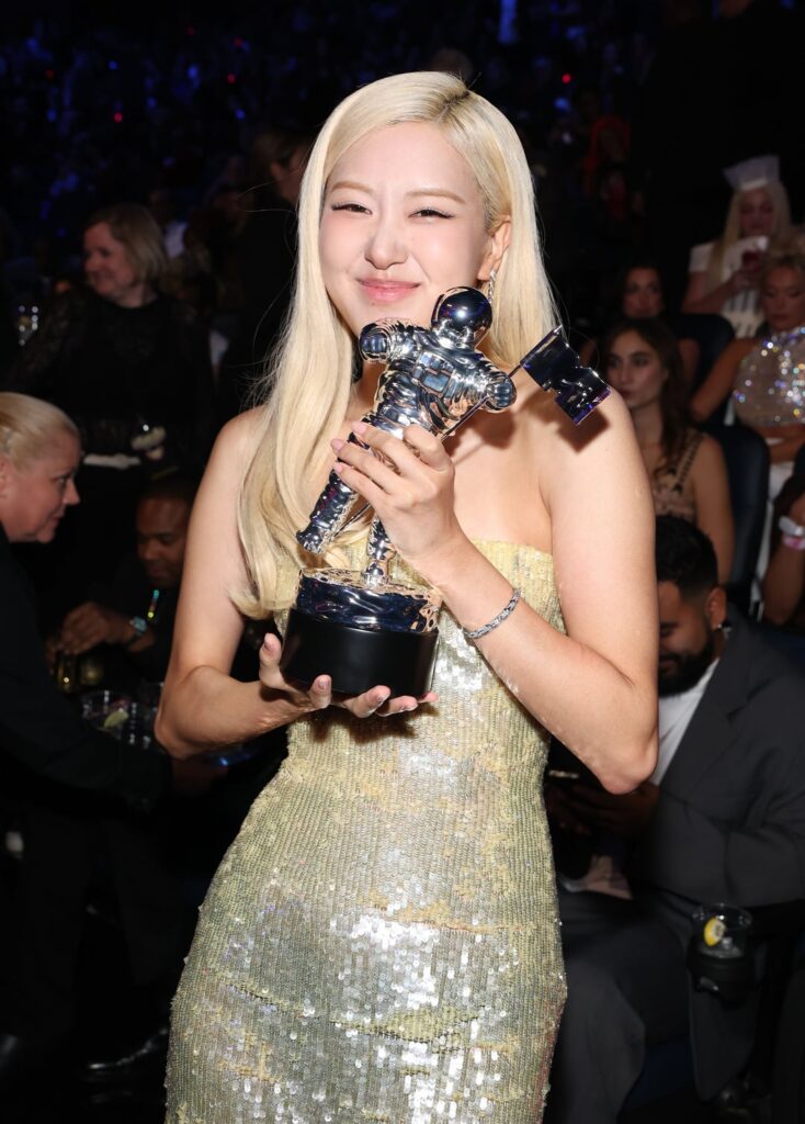 250907 Rosé @ 2025 MTV Video Music Awards 1/2