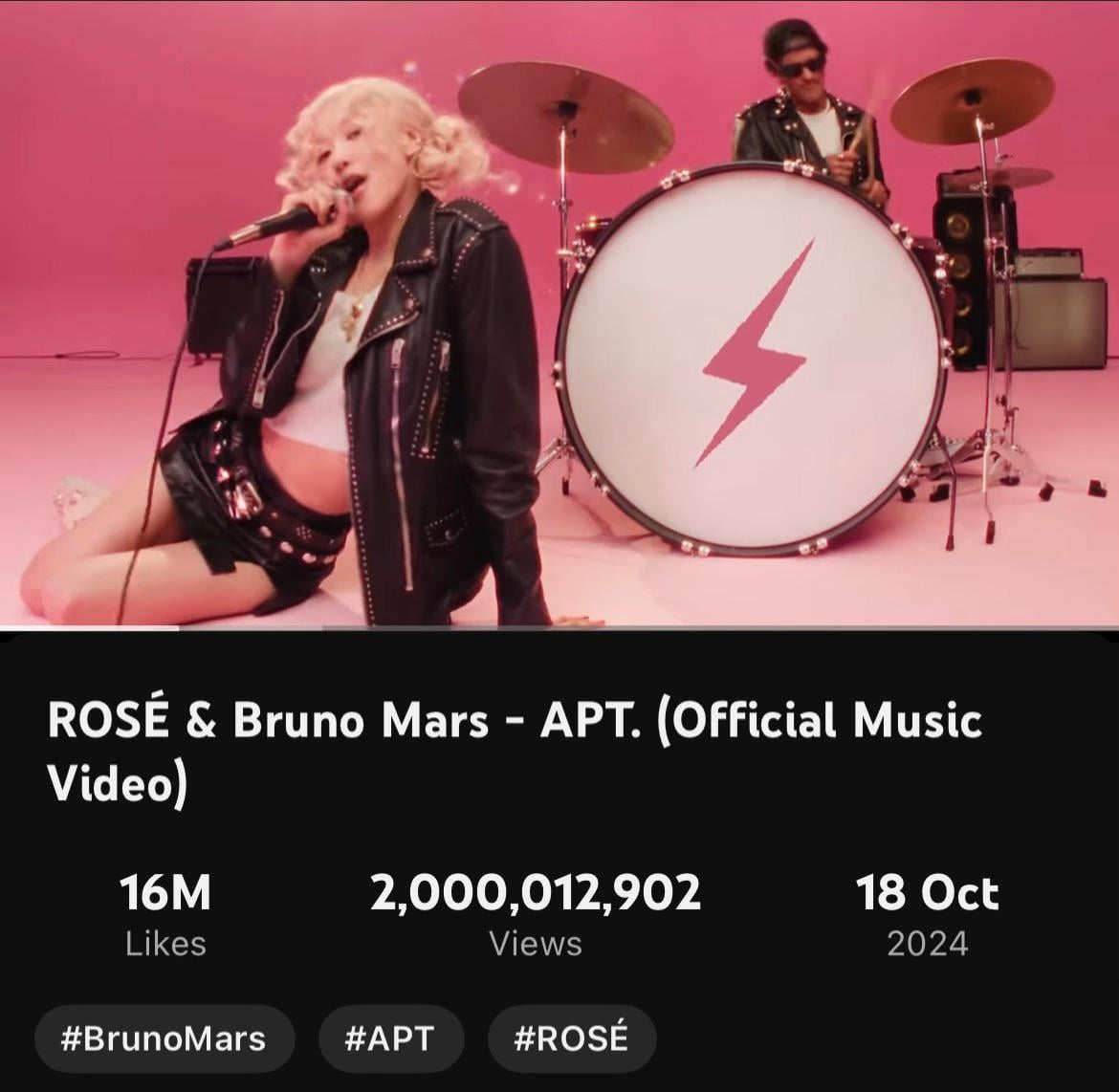 250918 ROSÉ & Bruno Mars - ‘APT.’ hits 2 BILLION VIEWS on YOUTUBE! Becoming THE FASTEST M/V by an Asian act to reach this milestone — and the 4TH FASTEST in YouTube HISTORY in less than a year! (334 Days)