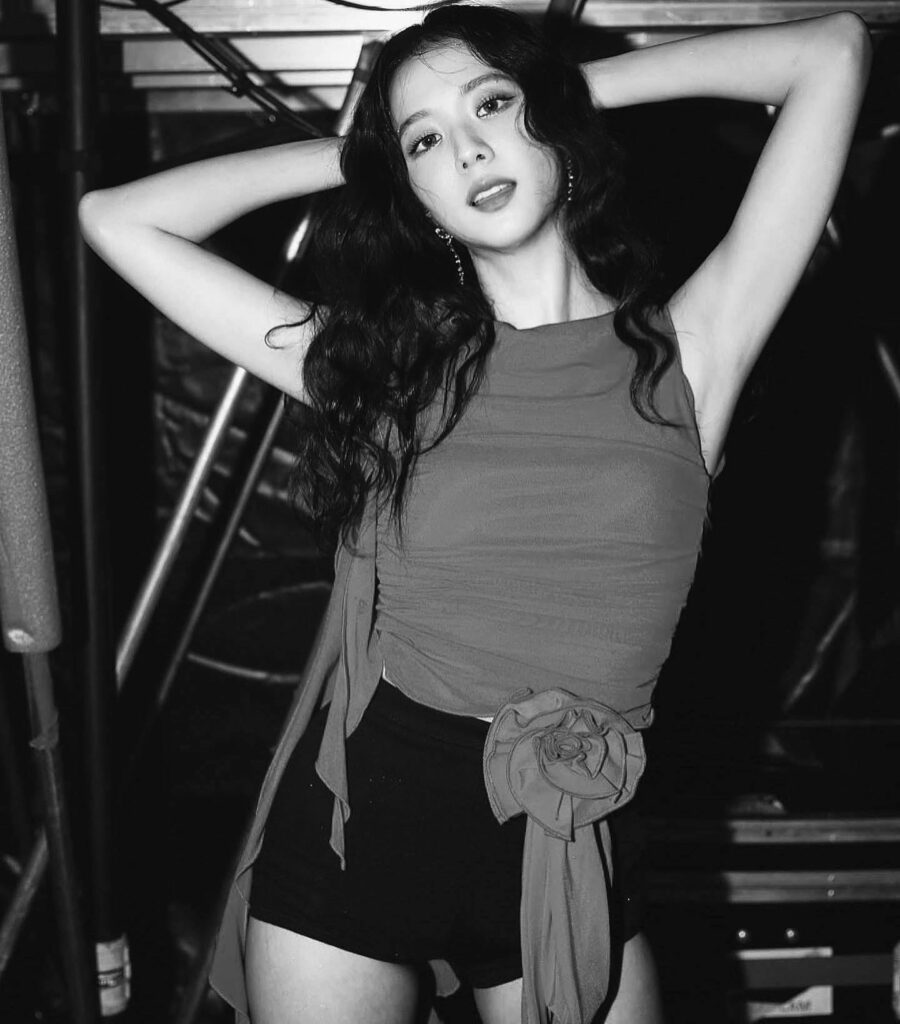 221110 Jisoo