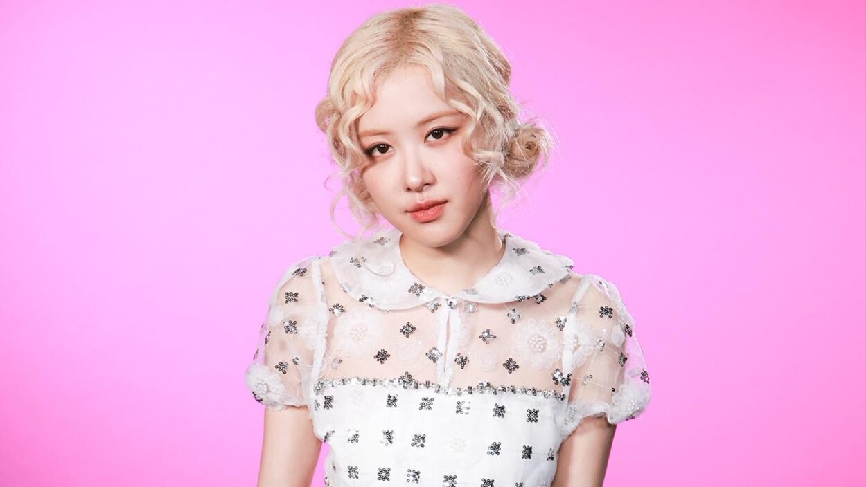 250921 BLACKPINK’s ROSÉ Performs Live on ‘The Howard Stern Show’