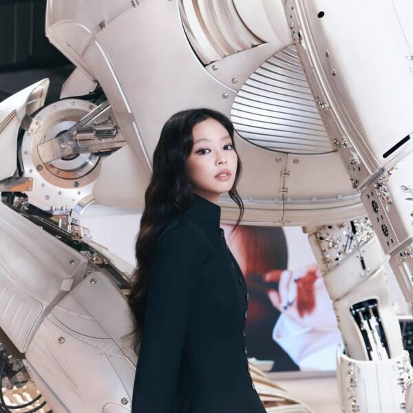 250923 Jennie for Tamburins