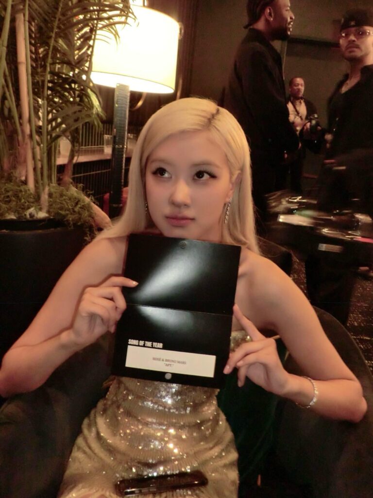 250908 ROSÉ IG Update