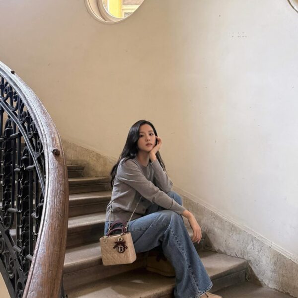 250926 Jisoo IG Update