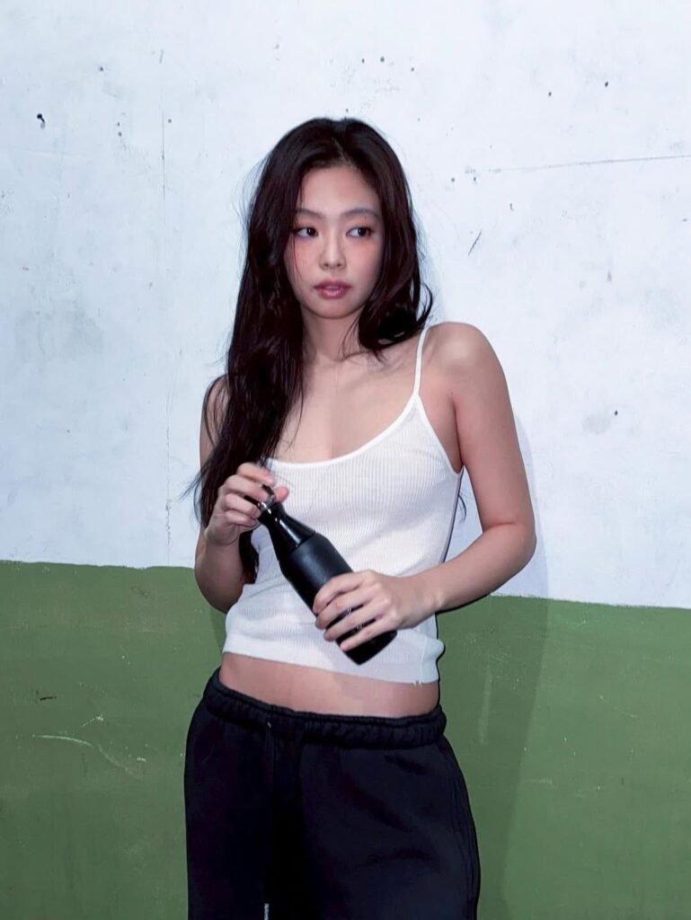 250913 Jennie Instagram Update