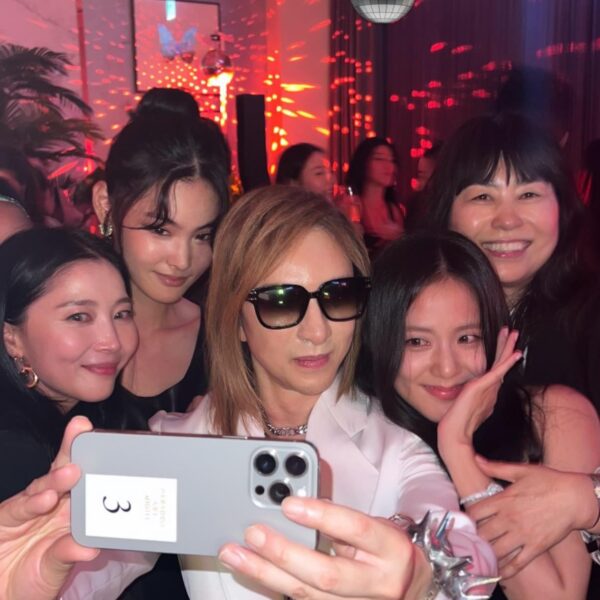 __ellisinwonderland__ IG Story Update w/ Jisoo &amp; Yoshiki