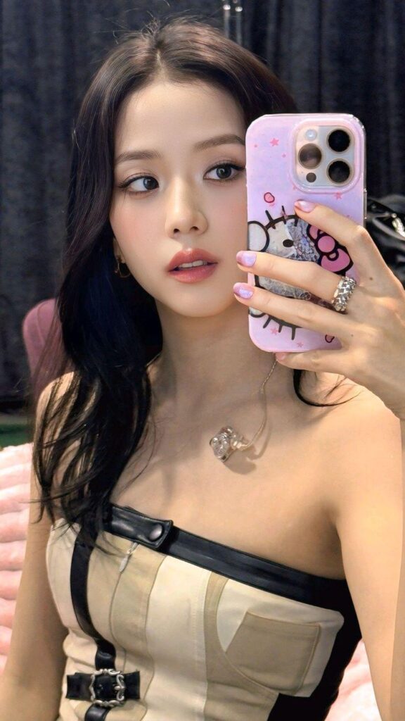 Jisoo - BLACKPINK